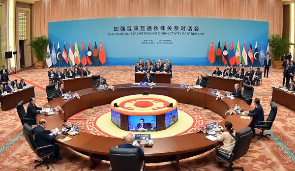 “習(xí)旋風(fēng)”勁刮APEC，“互聯(lián)互通”加碼“一帶一路”