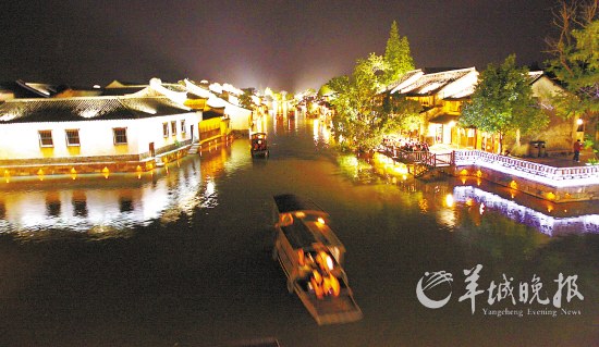 玩轉(zhuǎn)蛇年!盤(pán)點(diǎn)春節(jié)各大主題旅游線路(組圖)