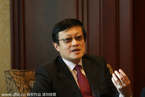 連平:政府將加大對互聯網金融業監管力度