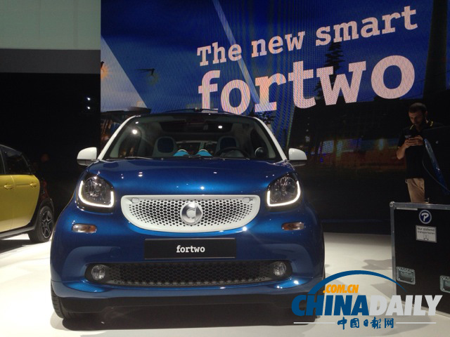 德國(guó)正式發(fā)布smart兩新車型 明年進(jìn)入中國(guó)市場(chǎng)