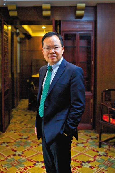 魯政委：人民幣不貶值錯(cuò)覺(jué)應(yīng)打破