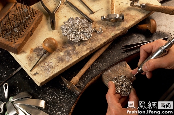 揭秘香奈兒11間高級(jí)手工坊