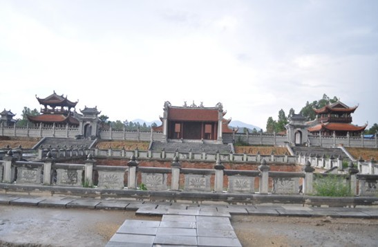 越南永福省投資數百億的在建文廟引發爭議：想勸學還是投資教育？