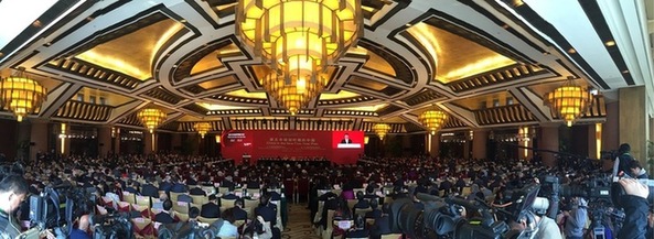 【中國發(fā)展高層論壇】張高麗：發(fā)展實體經(jīng)濟(jì) 激發(fā)經(jīng)濟(jì)細(xì)胞的活力