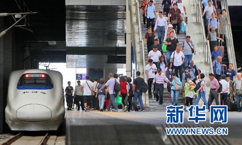 國慶假期鐵路預計發(fā)送1.3億人次 這些城市客流集中！