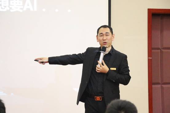 新零售發(fā)力，云智硬件智能售貨機(jī)如何應(yīng)勢而發(fā)？