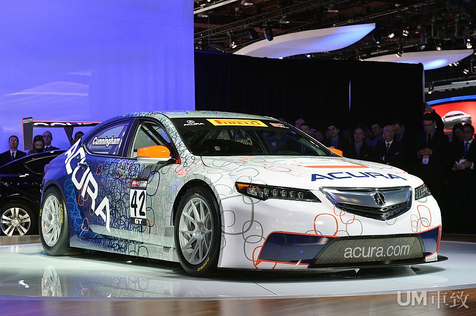 2015謳歌TLX GT賽車發(fā)布